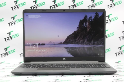 HP 255 G9 RYZEN 3 5425U  8 GB 256 GB SSD 15" FHD