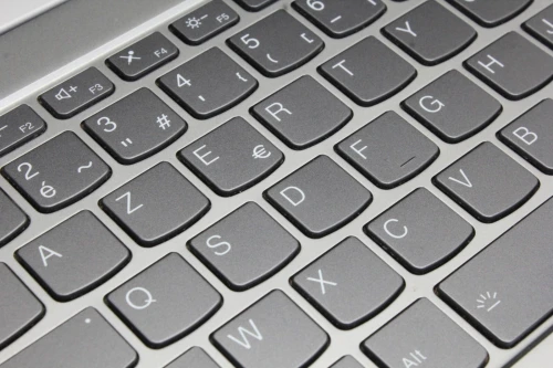 LENOVO THINKBOOK 13S G4 I7-1260P 16GB 512GB SSD 13 FHD