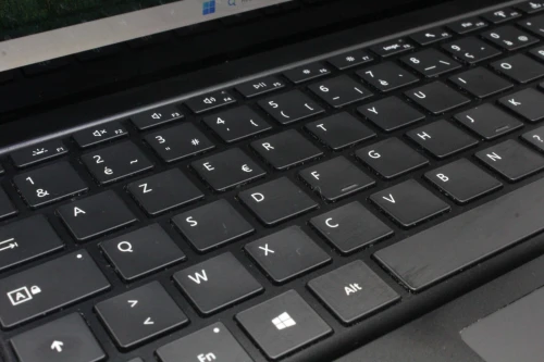 SURFACE LAPTOP 4 I7-1185G7 16GB 256GB SSD ECRAN 13" 2K TACTILE