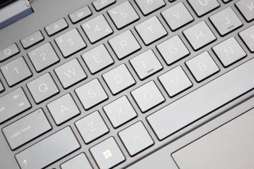 HP ENVY 13  I7 12th 16GB 512GB SSD 13" 2K TACTILE 360