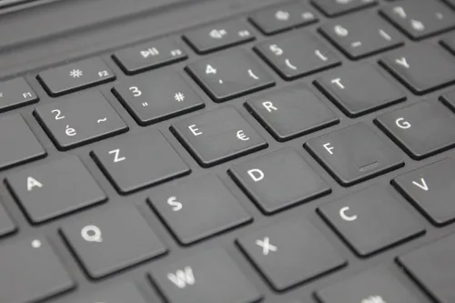MICROSOFT SURFACE PRO 7 I5-1035G4 8GB 128GB SSD 12 3K TACTILE