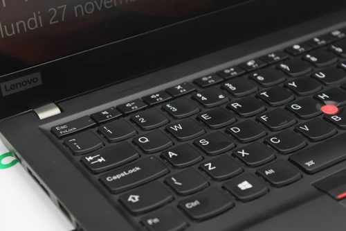 LENOVO ThinkPad T490s I5 8th 8GB 256GB SSD FHD 14"