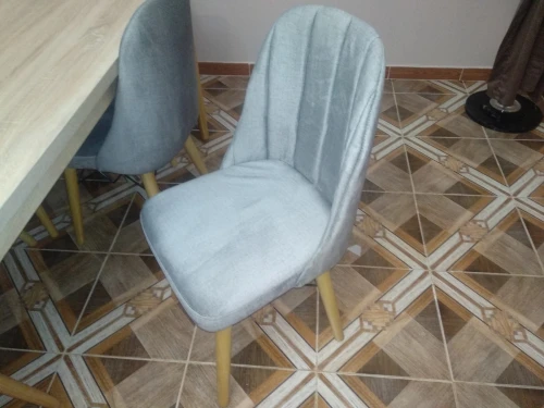 Table scandinave 
