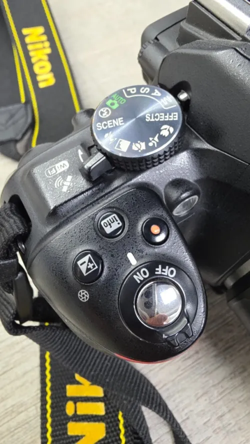 Nikon D5300 18-55 Vr +Trépied Manbily MPT-284 Aluminium