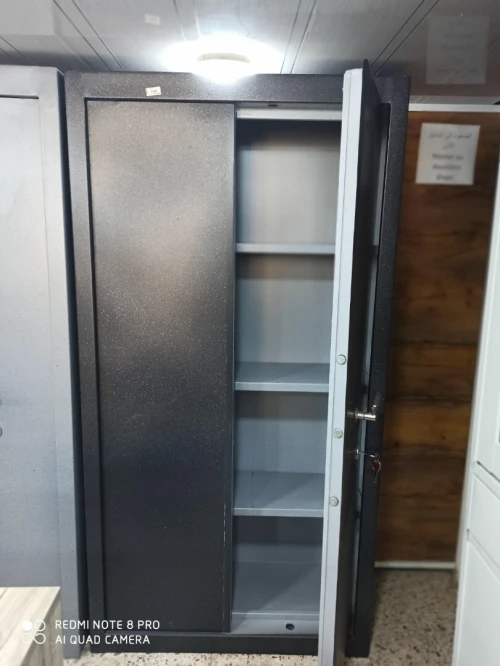 ARMOIRE COFFRE 1.80M (SERRURE & COMBINAISON)