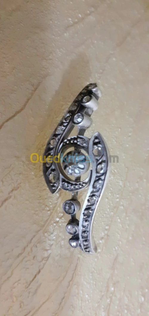 Gourmette perles et diamants