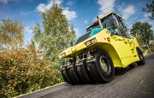  Compacteur Pneumatique AP 240 AMMANN
