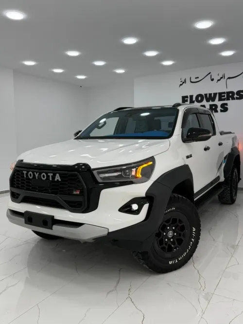 Toyota Hilux 2025 G.R