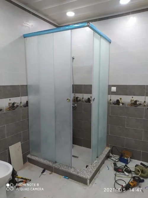 Cabine de douche en verre trempé