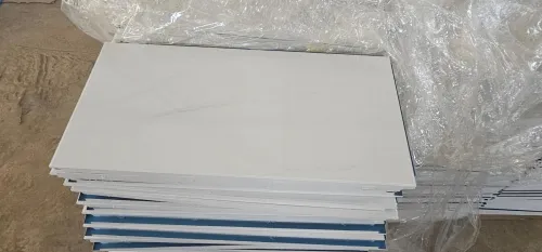 Faux plafond démontable en Aluminium