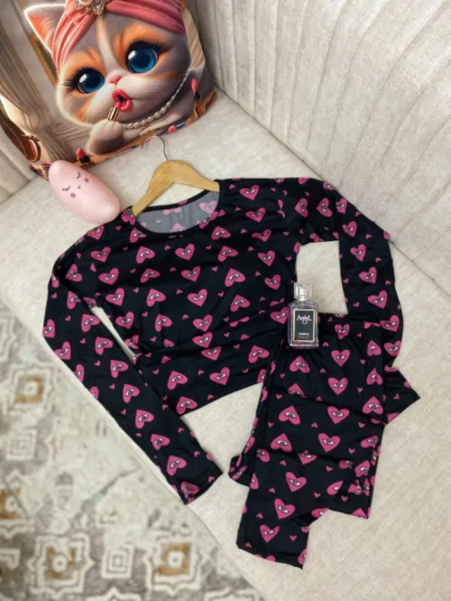 Pyjama gros solde 450 Da 