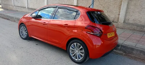 Peugeot 208 2017 Allure Facelift
