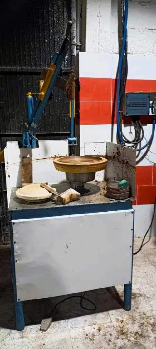 matériel céramique et poterie