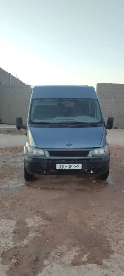 Ford فورد طرانزيت 2003 9 مقاعد
