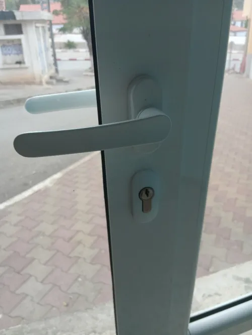 فيترينا + سيباراسيون جدد Vitrine L200cm*H220cm  |  Séparation L210cm*H240cm