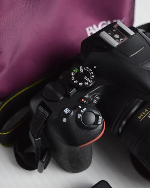 Nikon D3500 + 18-55mm