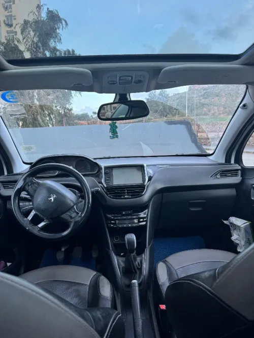 Peugeot 208 2013 Allure