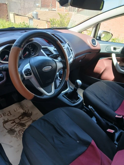 Ford Fiesta 2013 Titanium Sport pack