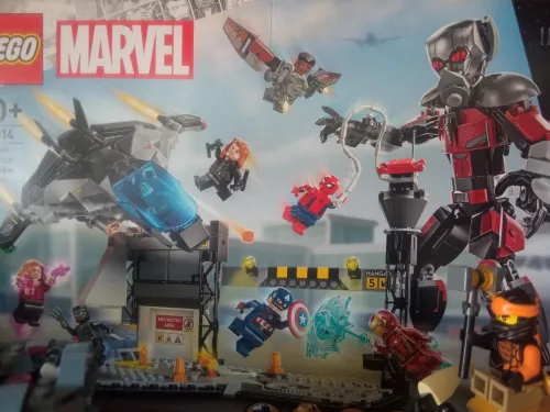 LEGO MARVEL 