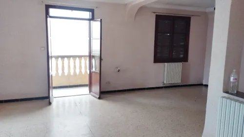 Location Appartement Niveau de villa F4 Alger Draria