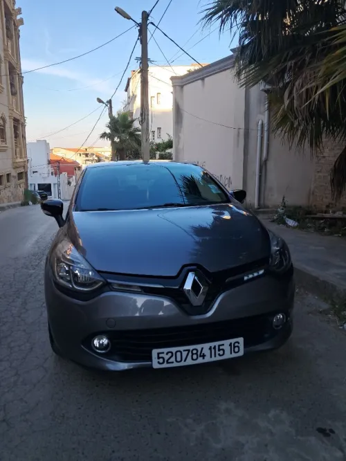 Renault Clio 4 2015 Limited 2
