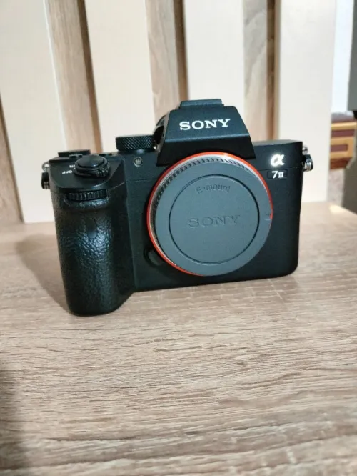 Appareil photo Sony Alpha 7 iii