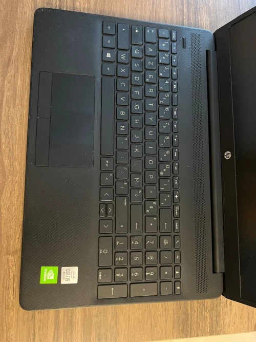 HP 15-dw2xxx i5-1035G1 MX330 2GB carte graphique dédiée 8GB RAM DDR4 SSD 240GB