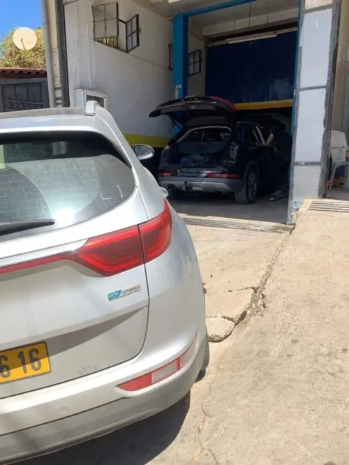 Électricité auto et mécanique rapide déplacement disponible 