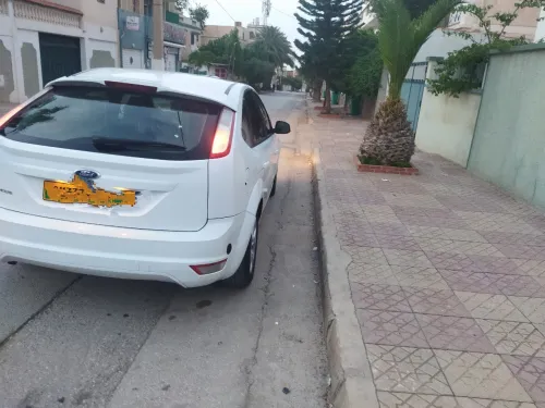 Ford Focus 4 portes 2011 Focus 4 portes