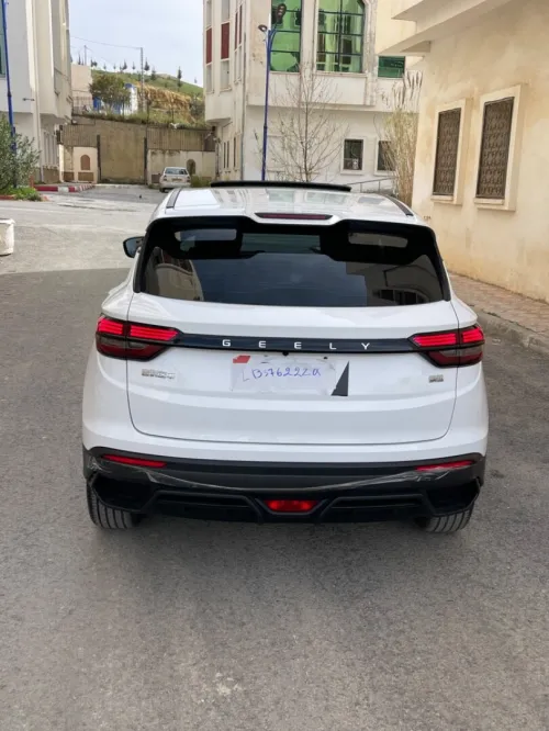 Geely Coolray 2025 