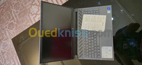 Dell G15.  CPU intel I9 13900HX 2.20 GHZ. RAM 32GB  DISK 2TO.  GPU NVIDIA GeForce RTX 4060 24Gb