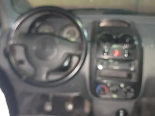 Avio Avio L 2005 