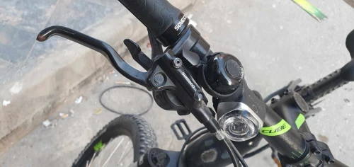 Vélo électrique cube