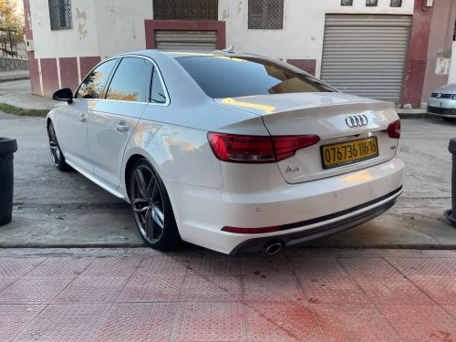 Audi A4 2016 S Line +