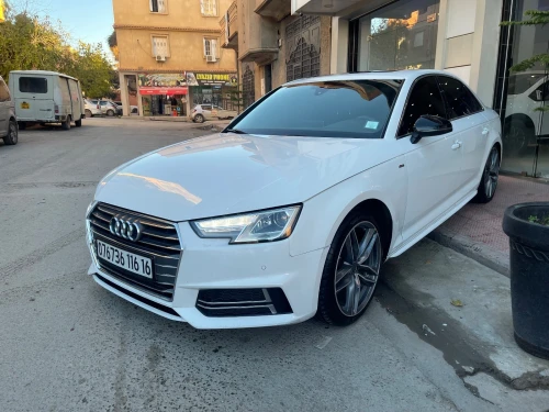 Audi A4 2016 S Line +