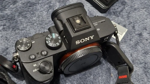 Sony Alpha 7 III (A7 III)