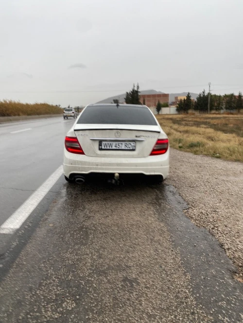 Mercedes classe c250 amg 2011 