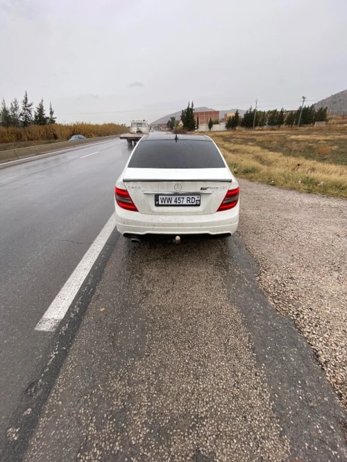 Mercedes classe c250 amg 2011 