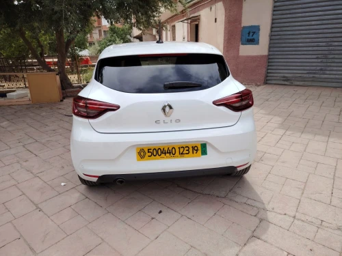 Renault Clio 5  2023 Evolution