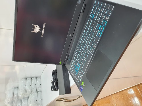 Acer prédateur i9 13 ème 16 gb ram 1000 gb ssd