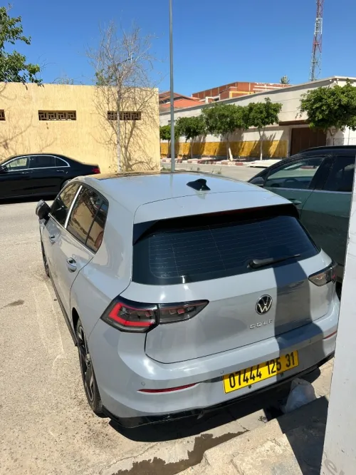 Volkswagen Golf 8 2025 R-Line