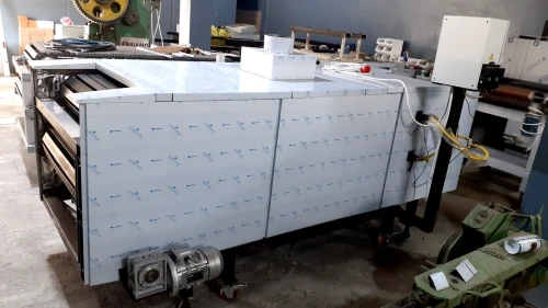 Machine à tortillas