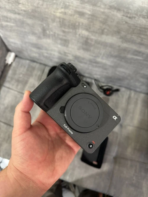 SONY ALPHA FX30 + (Objectis + disques durs....)