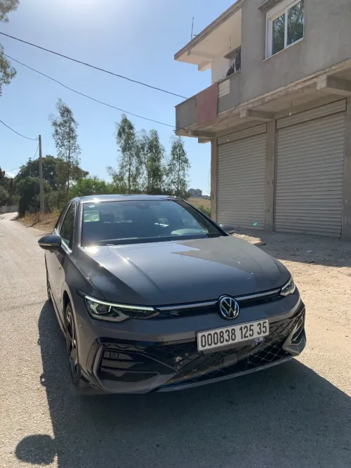 Volkswagen Golf 8 2025 R-Line