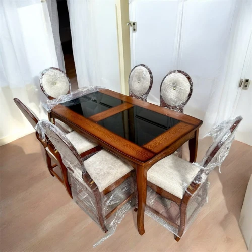Table de salle à manger bois rouge 
