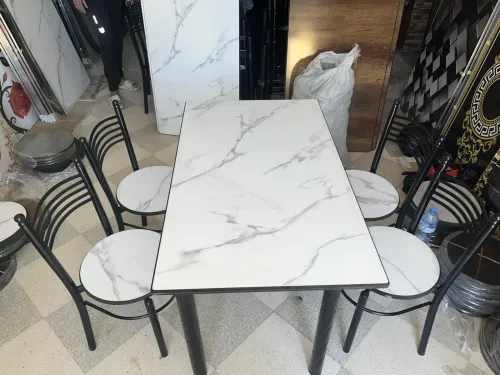 Table Rèsin