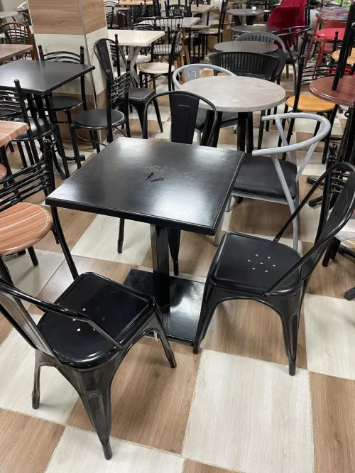Table cafétéria et fast food