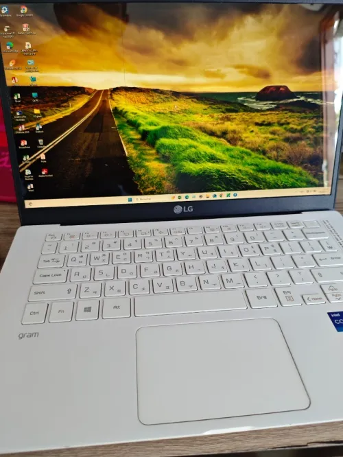 Laptop i7 11 ieme génération 16/256