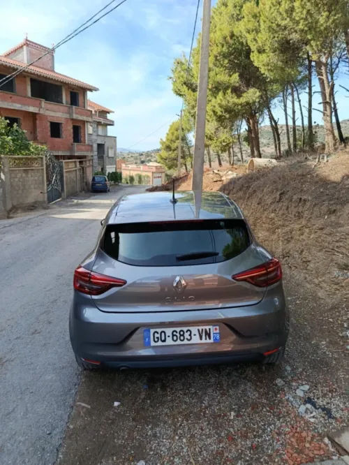 Renault Clio 5  2023 Equilibre