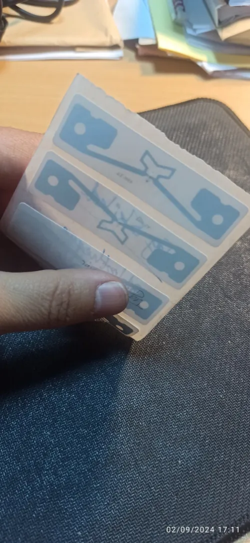 Etiquette RFID Bibliotheque UHF